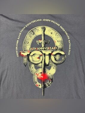 Toto T-Shirt Size XL 35th Anniversary Gray Rock Pop Concert Tour Band Merch Tee